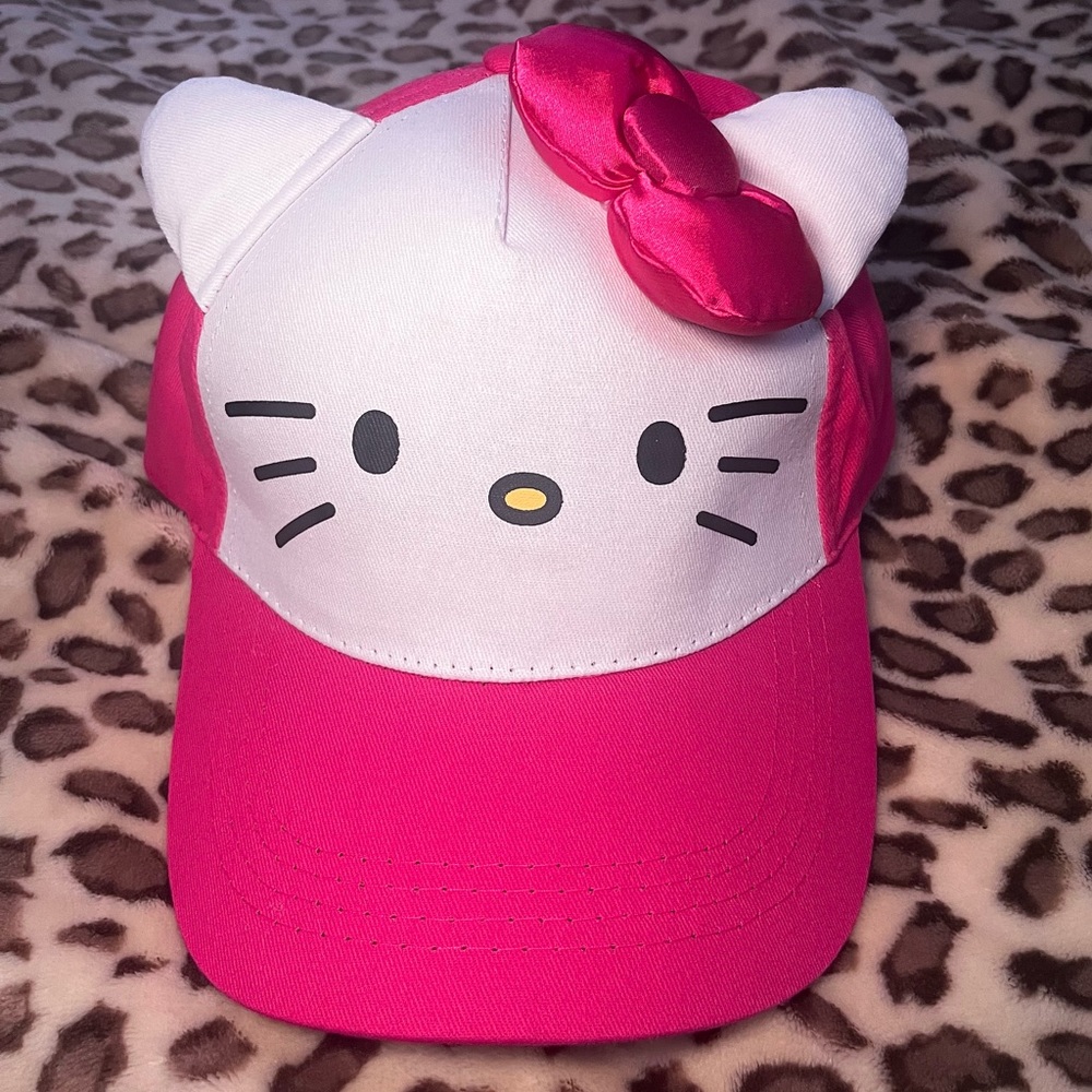 Hello Kitty Bow Detail Hat